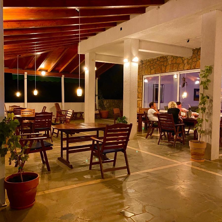 Villa Veli Nova Zavala Exterior photo