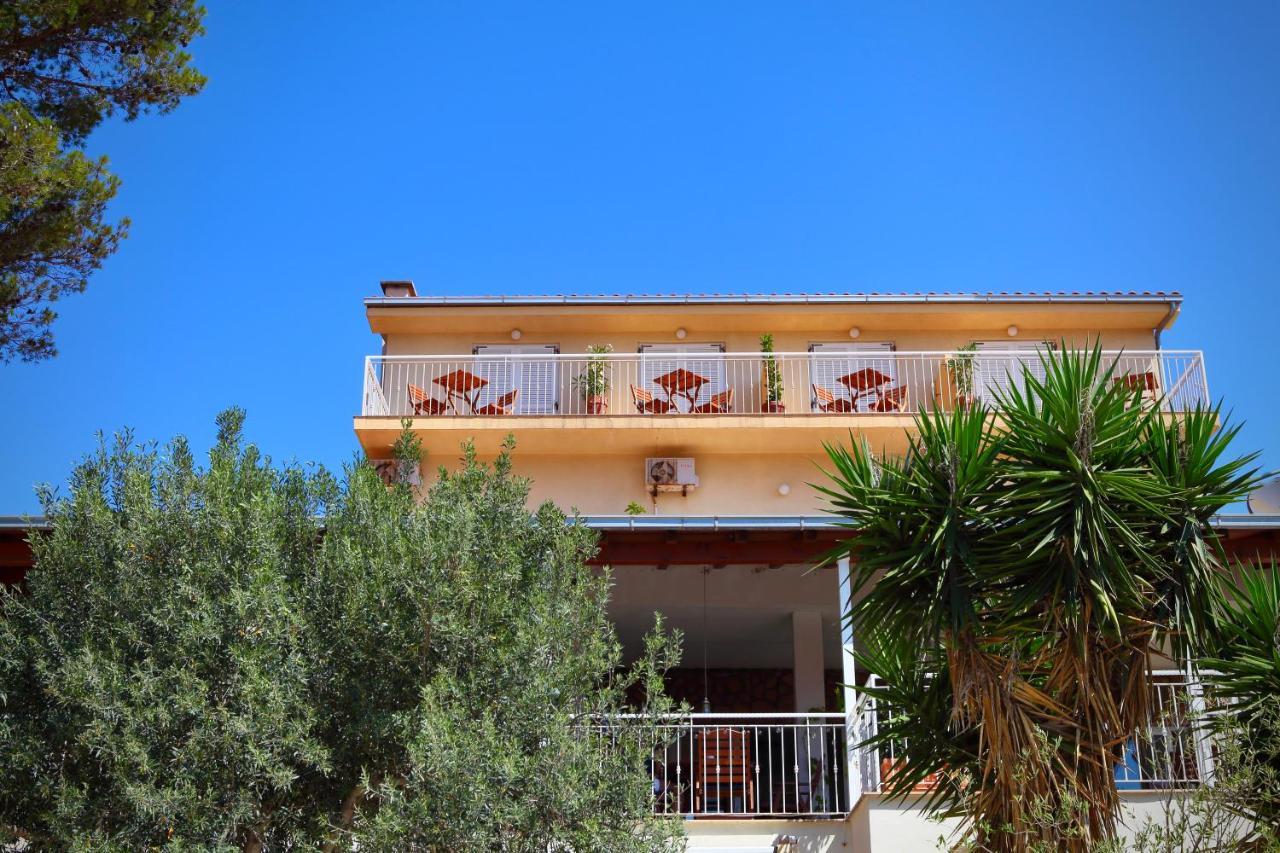 Villa Veli Nova Zavala Exterior photo